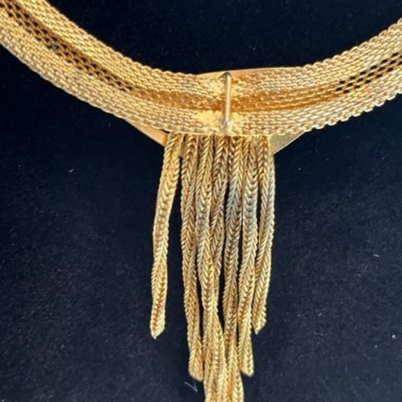 Vintage gold tone mesh necklace choker - Picture 8 of 8